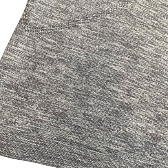 Lululemon Swiftly Tech Racerback Tank Size 4 Light Gray Marl Fitted Sporty Gym - Picture 7 of 9